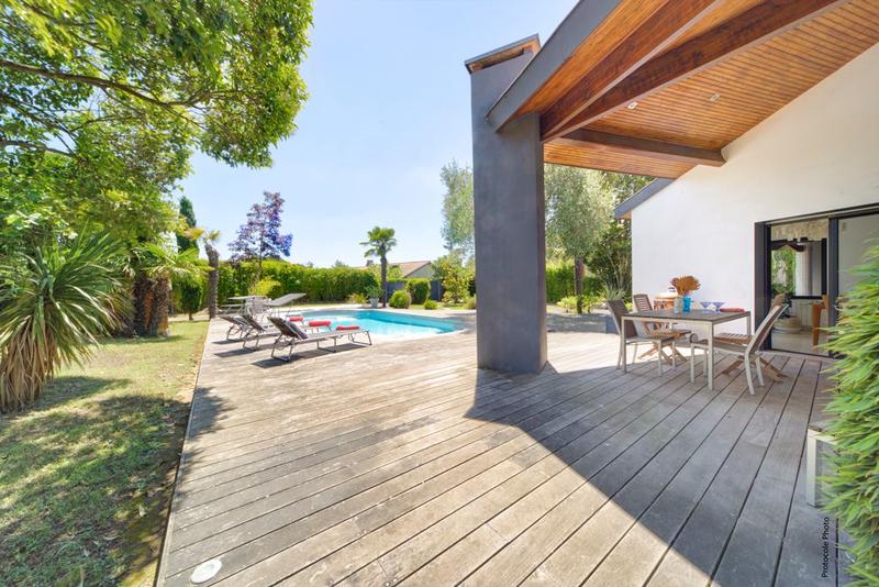 Maison d'architecte - 235 m² - 5 pièces