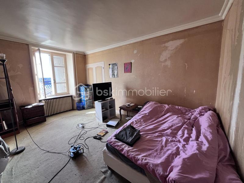 Maison en pierre - 177 m² - 6 pièces