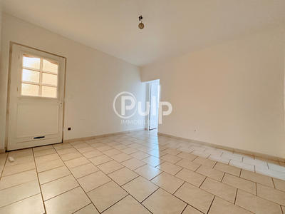 Studio - 35 m² - 3 pièces