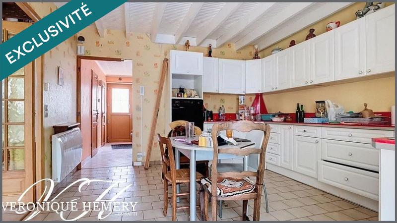 Maison - 99 m² - 6 pièces