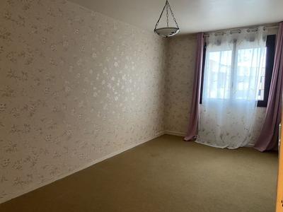 Appartement - 83 m² - 3 pièces