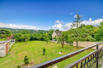 Maison - 136 m² - 5 pièces