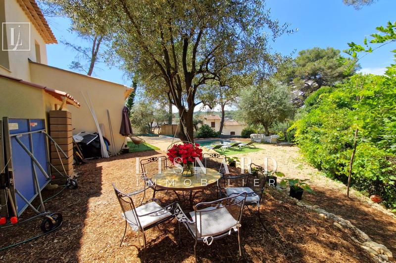 Villa - 120 m² - 6 pièces