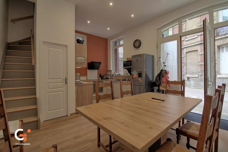 Maison de ville - 104 m² - 6 pièces