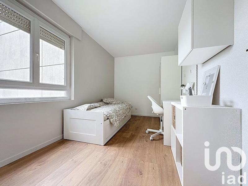 Appartement - 95 m² - 6 pièces