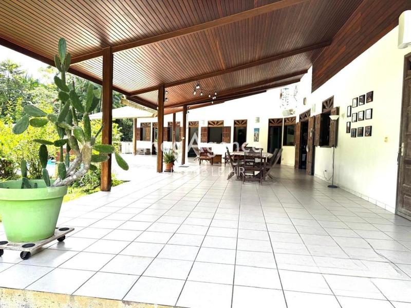 Maison d'architecte - 160 m² - 6 pièces