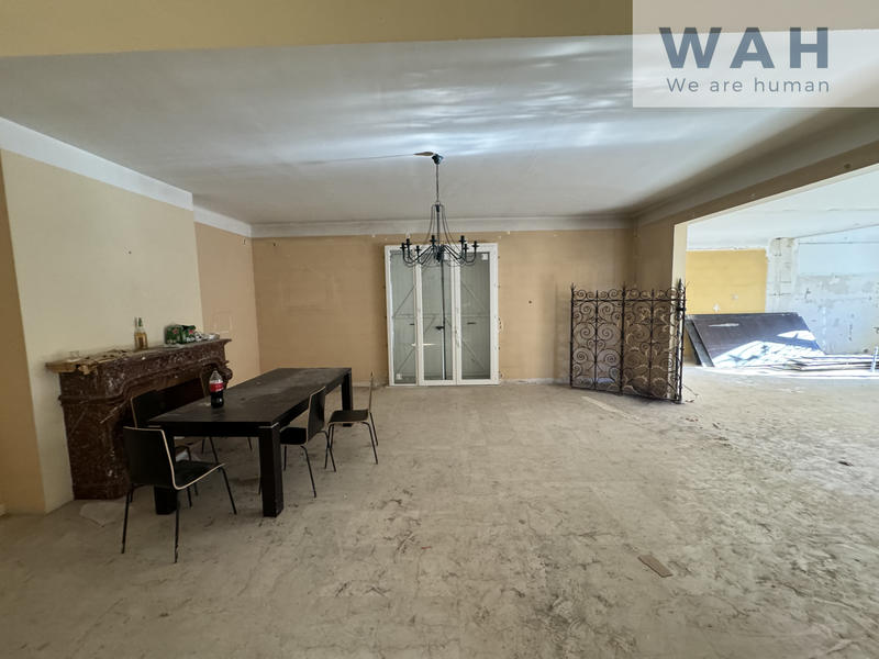 Villa - 400 m² - 8 pièces