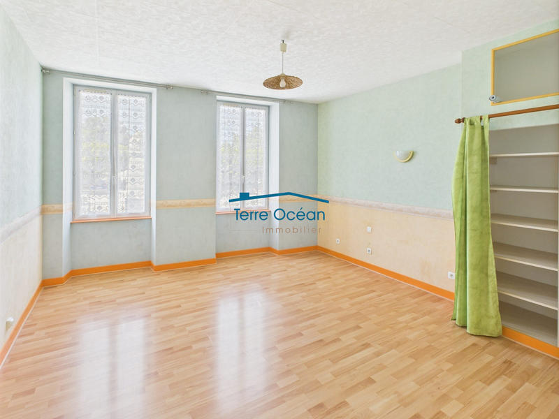 Maison - 160 m² - 6 pièces