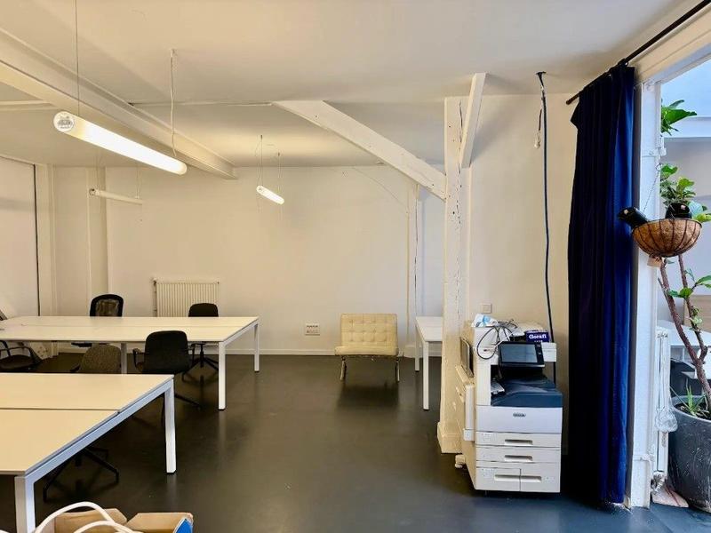 Local commercial - 122 m²