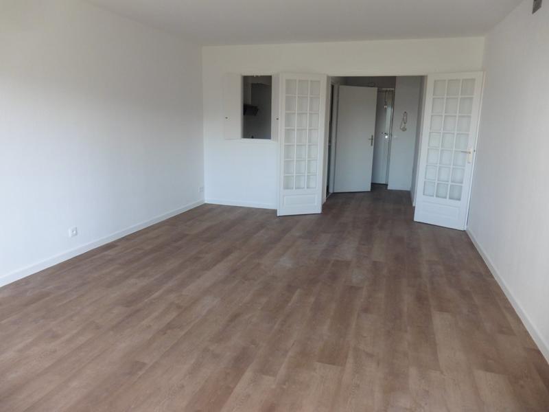 Appartement - 81 m² - 3 pièces