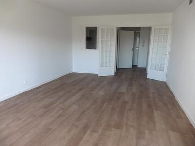 Appartement - 81 m² - 3 pièces