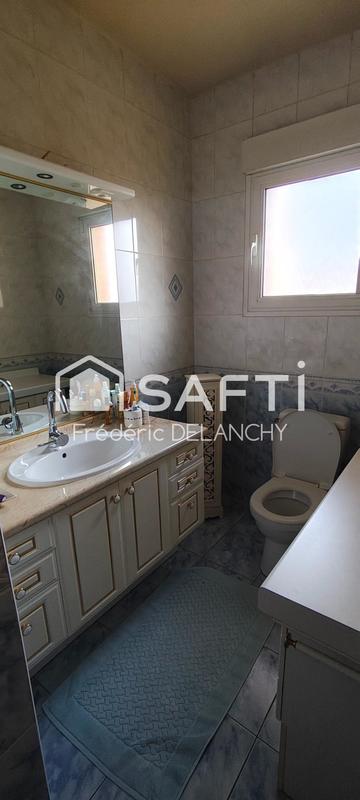 Maison - 177 m² - 6 pièces