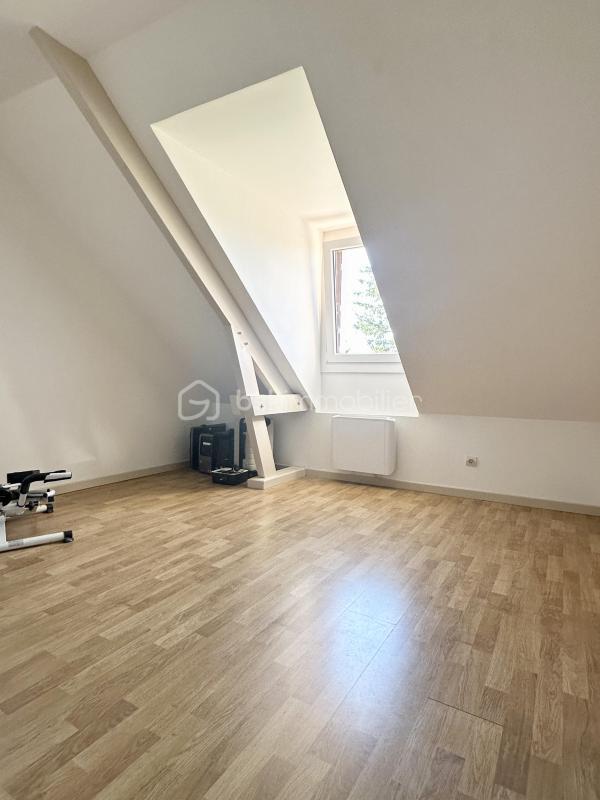 Pavillon - 130 m² - 7 pièces