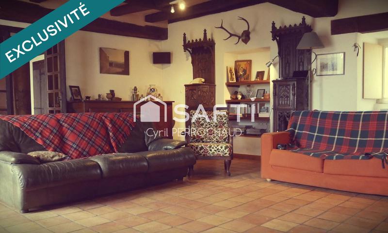 Maison de maîtres - 350 m² - 9 pièces