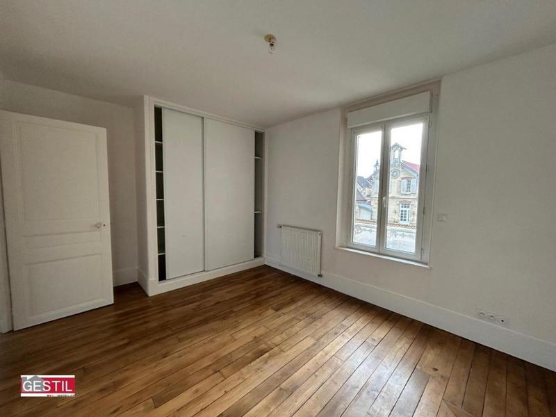 Maison - 92 m² - 5 pièces