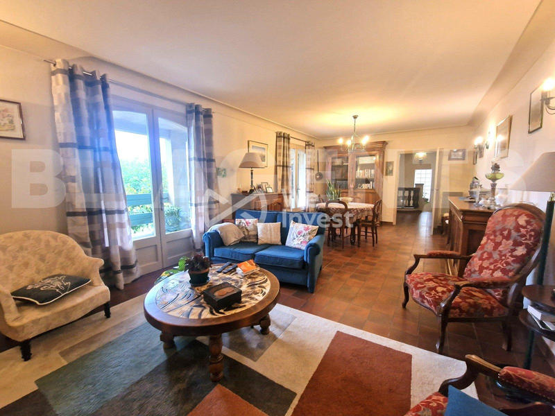 Maison - 175 m² - 6 pièces