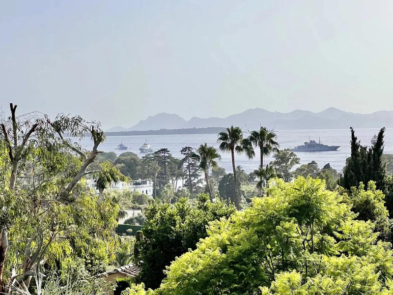 Appartement - 138 m² - 4 pièces