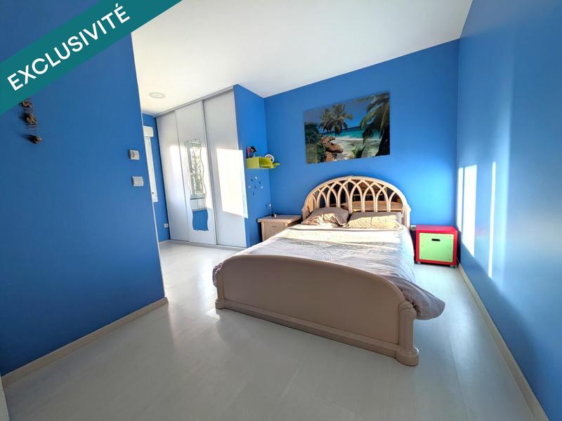 Maison - 200 m² - 6 pièces