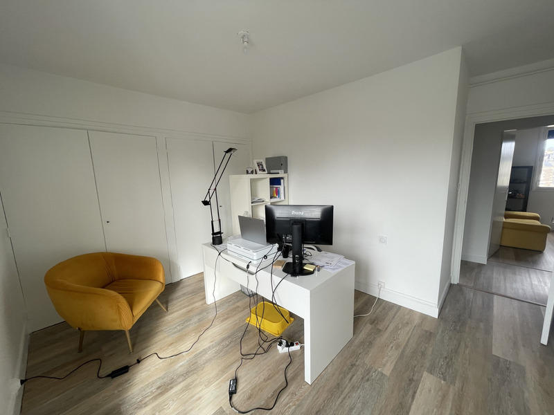 Appartement - 84 m² - 6 pièces