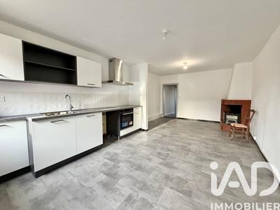 Maison - 98 m² - 4 pièces