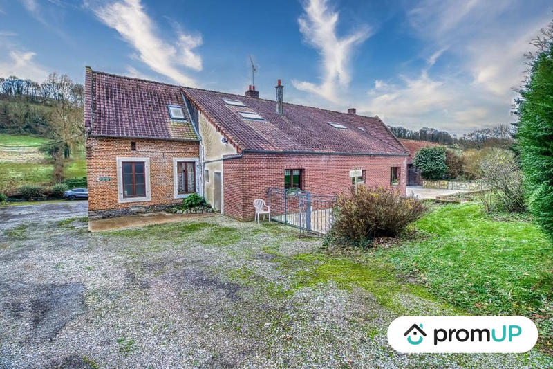 Maison traditionnelle - 295 m² - 7 pièces