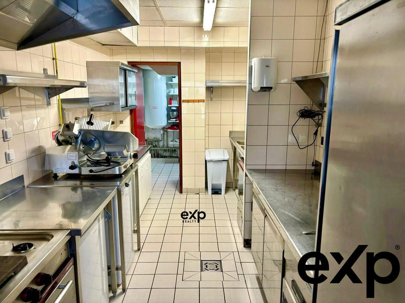 Fonds de commerce - 123 m²