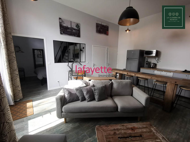 Maison - 400 m² - 16 pièces