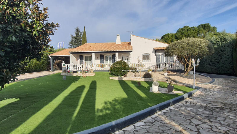 Villa - 190 m² - 6 pièces