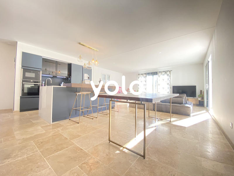 Maison - 101 m² - 5 pièces