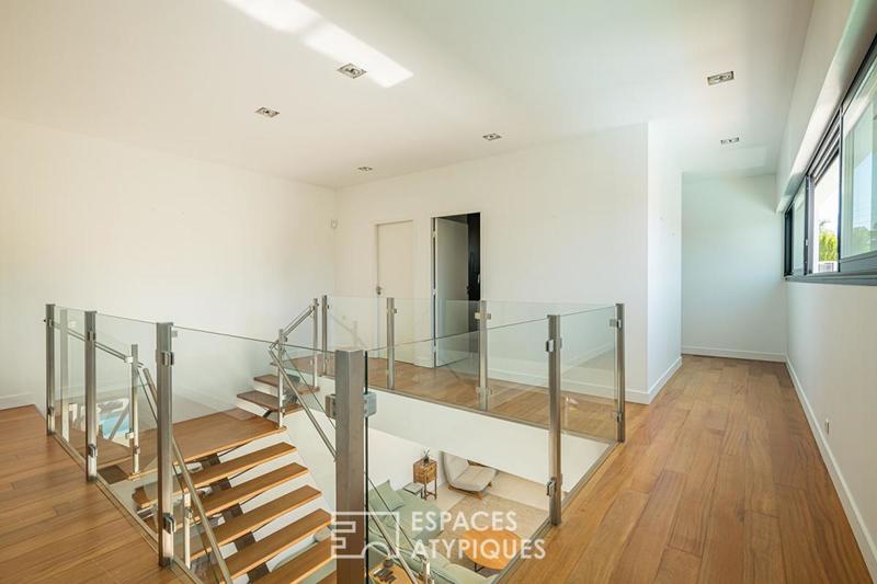 Maison d'architecte - 252 m² - 6 pièces