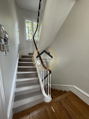 Maison - 170 m² - 8 pièces