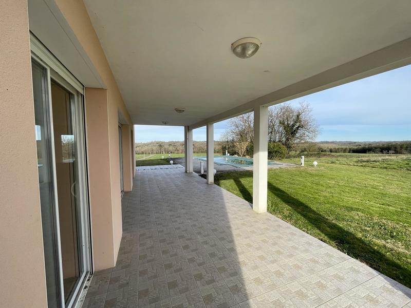 Maison - 172 m² - 5 pièces