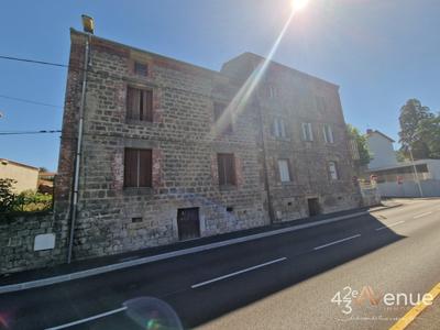 Immeuble - 240 m² - 5 pièces