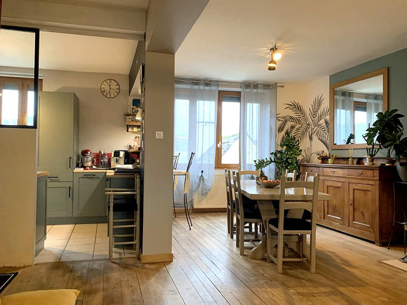 Maison - 135 m² - 8 pièces