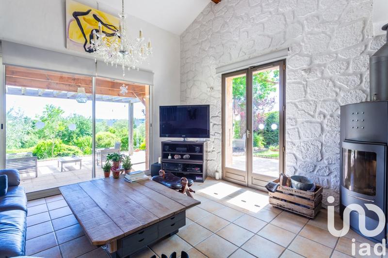 Maison - 255 m² - 7 pièces