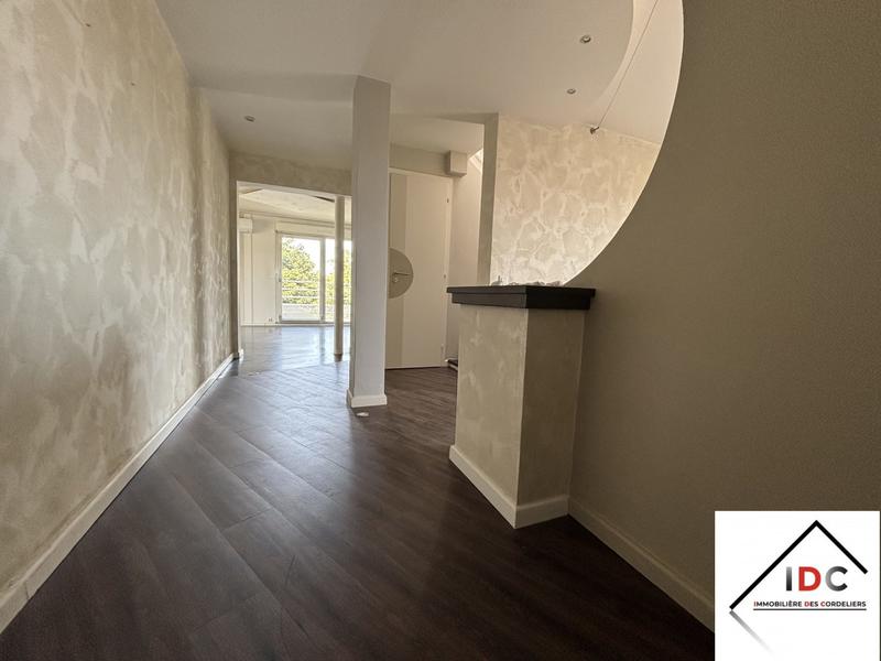 Duplex - 97 m² - 4 pièces