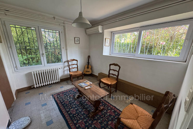 Maison - 250 m² - 10 pièces