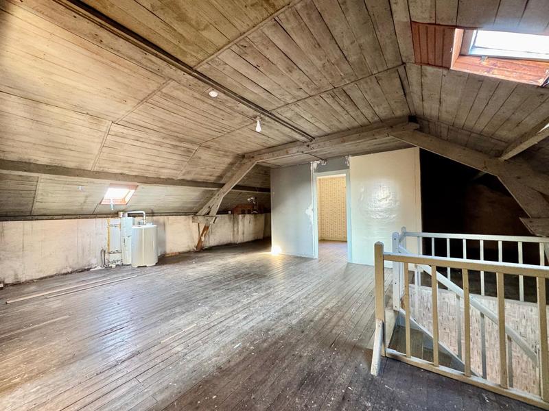 Duplex - 107 m² - 6 pièces