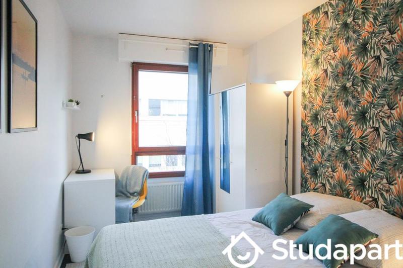 Chambre - 10 m² - 1 pièce