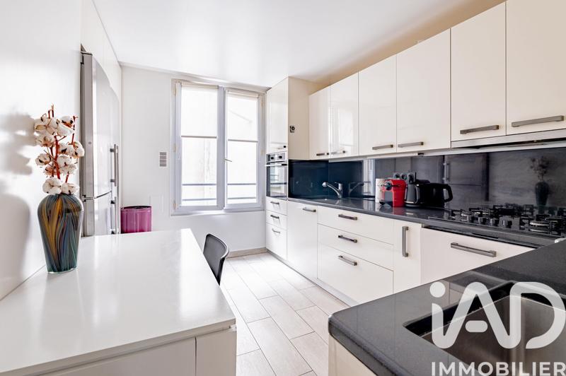 Appartement - 94 m² - 4 pièces