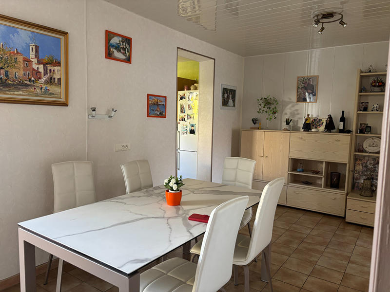 Maison - 199 m² - 9 pièces