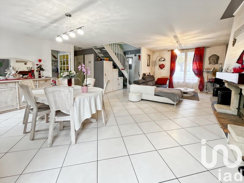 Maison - 107 m² - 6 pièces