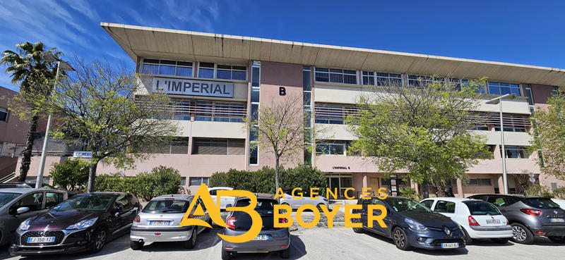 Local commercial - 106 m²