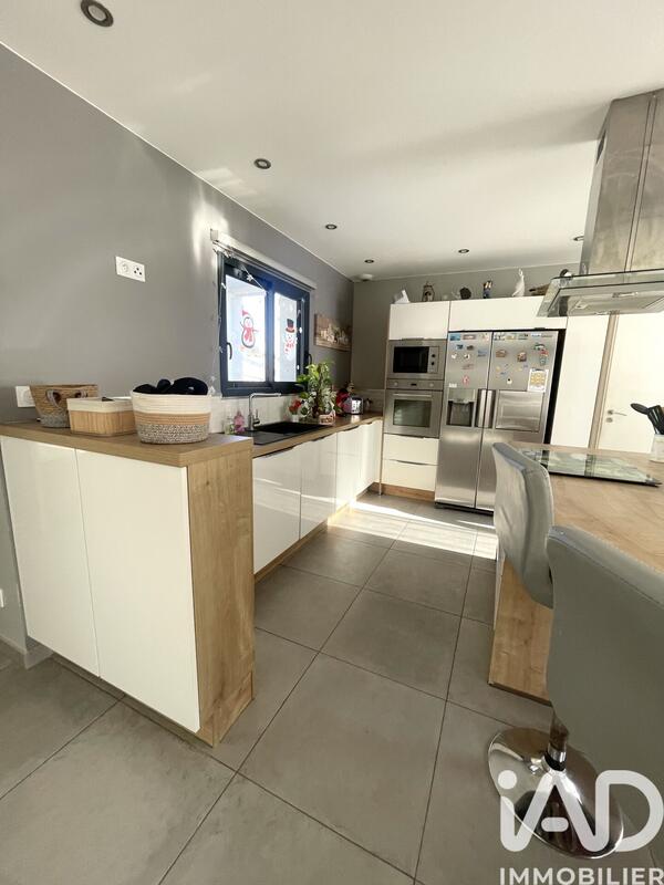 Maison - 117 m² - 4 pièces