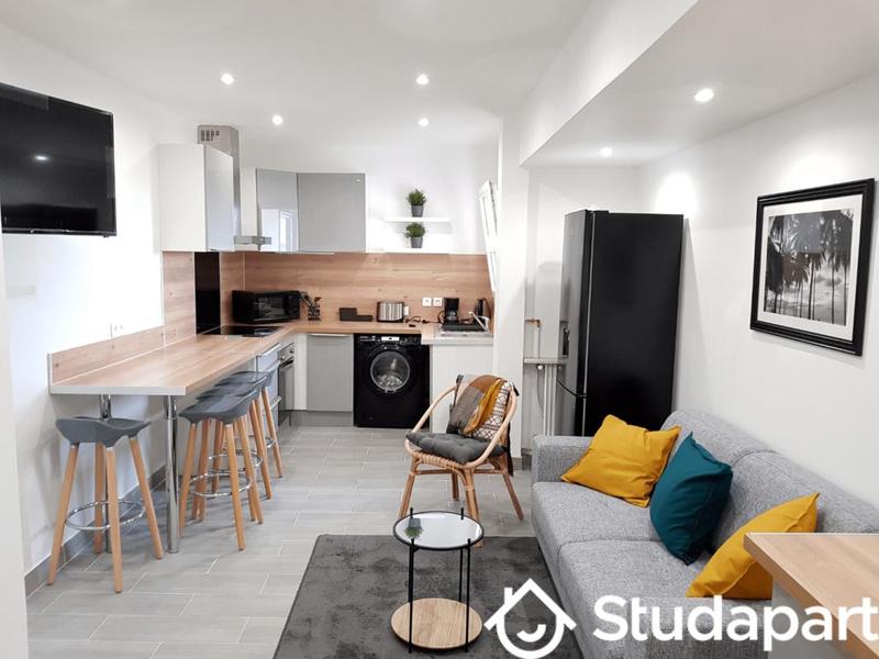 Chambre - 13 m² - 1 pièce