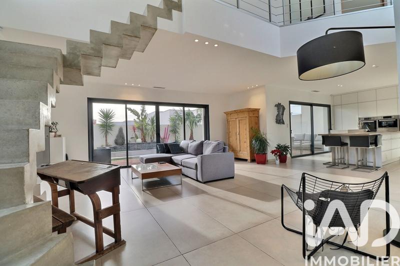 Maison - 147 m² - 5 pièces