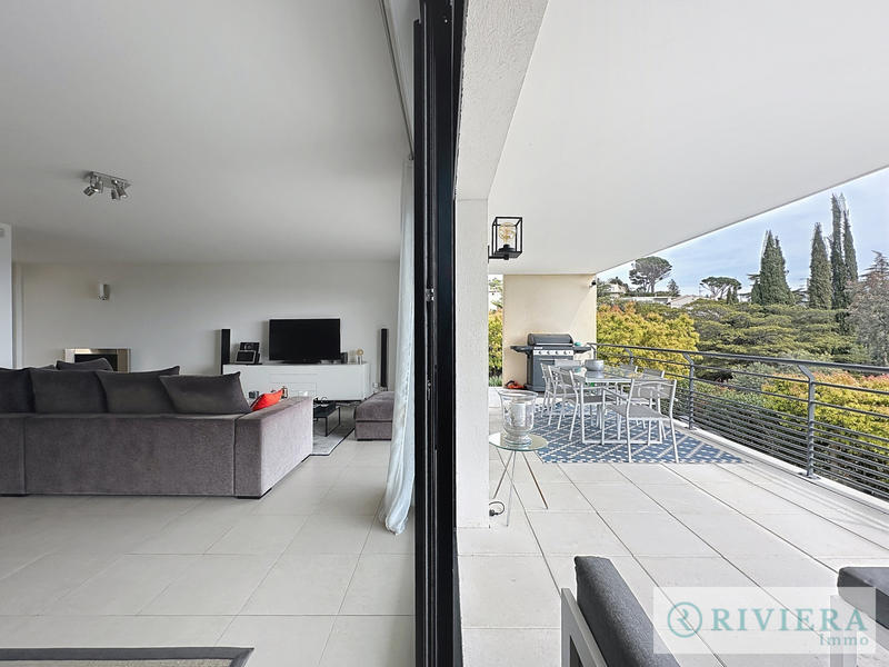 Maison - 203 m² - 5 pièces