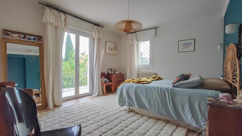 Maison ancienne - 220 m² - 7 pièces