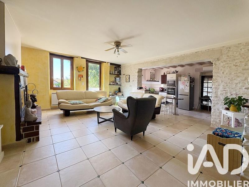 Maison - 221 m² - 9 pièces