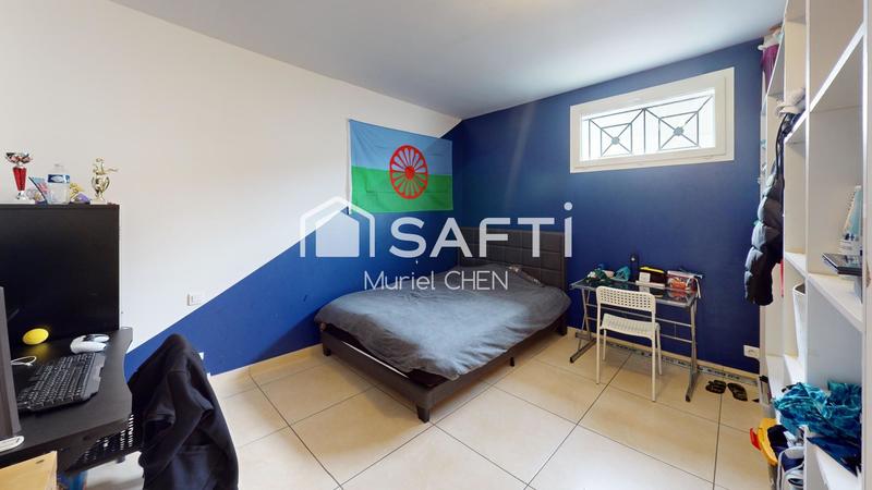 Villa - 321 m² - 10 pièces